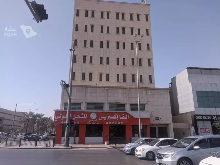 مكتب تجاري للإيجار في شارع الجامعة, حي الملز, مدينة الرياض, منطقة الرياض