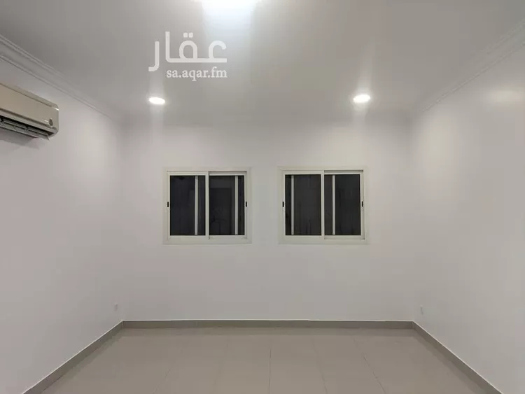 مكتب تجاري للإيجار في شارع الشيخ سلمان بن حمد آل خليفة, حي الملز, مدينة الرياض, منطقة الرياض
