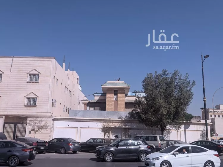 فيلا للبيع في شارع نفيع بن المعلي, حي الملز, مدينة الرياض, منطقة الرياض صورة 3