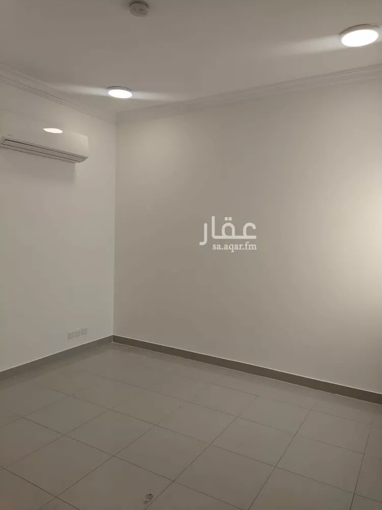 مكتب تجاري للإيجار في شارع ??لكتاني, حي الملز, مدينة الرياض, منطقة الرياض صورة 2