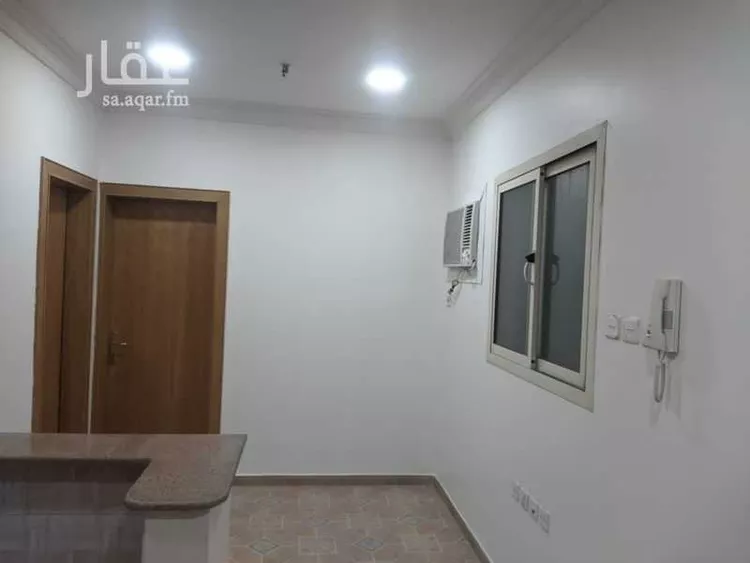 شقة للإيجار في شارع محمد بن مسلمة الأنصاري, حي الملز, مدينة الرياض, منطقة الرياض صورة 2