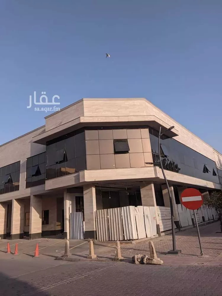 Shop for Rent in Riyadh Al Malaz صورة 4