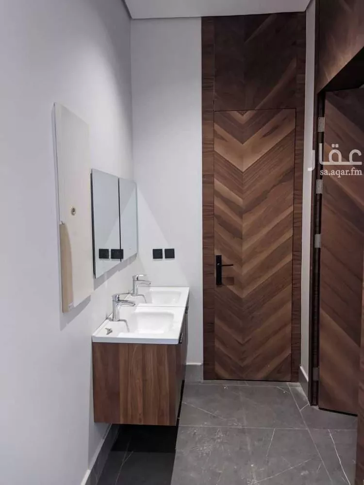 Floor for Rent in Riyadh Al Arid ุตูุฑุฉ 5