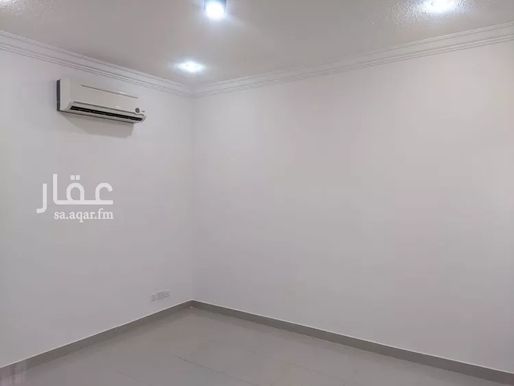 مكتب تجاري للإيجار في شارع آدم بن ربيعة, حي الملز, مدينة الرياض, منطقة الرياض