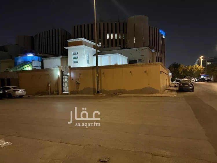 فيلا للبيع في شارع ابن هبيرة, حي الزهراء, مدينة الرياض, منطقة الرياض صورة 2