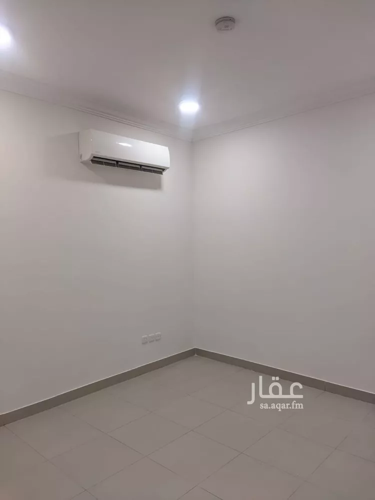 مكتب تجاري للإيجار في شارع ??لكتاني, حي الملز, مدينة الرياض, منطقة الرياض صورة 4