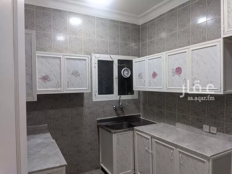 شقة للإيجار في شارع ابن الكعكي, حي الضباط, مدينة الرياض, منطقة الرياض صورة 5