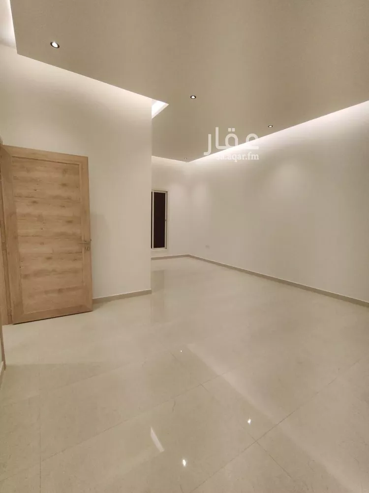 فيلا للإيجار في شارع محمد الطيب بن صالح التونسي, حي عرقة, مدينة الرياض, منطقة الرياض صورة 2