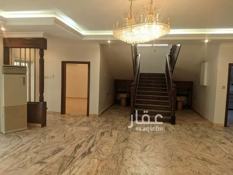 فيلا للإيجار في شارع الخرمه, حي الورود, مدينة الرياض, منطقة الرياض صورة 5