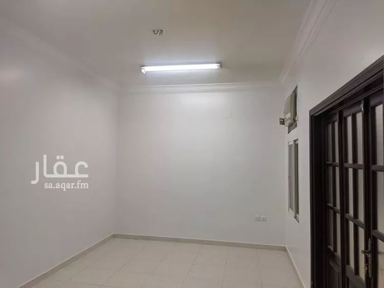 شقة للإيجار في شارع زيد بن ثابت, حي الملز, مدينة الرياض, منطقة الرياض صورة 2