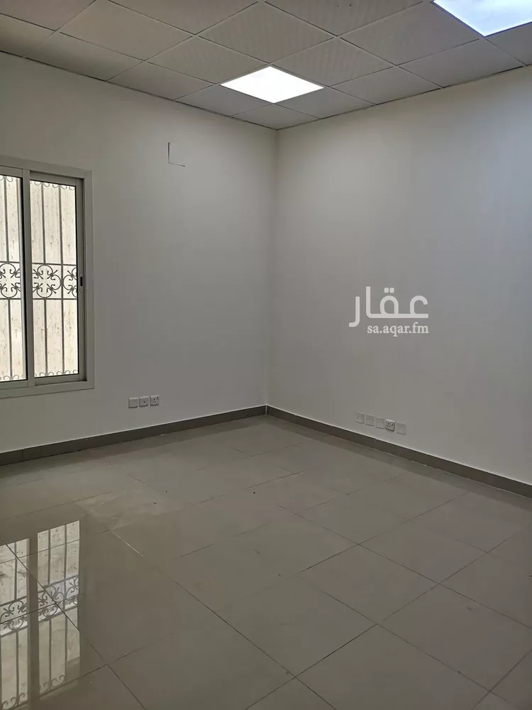 مكتب تجاري للإيجار في شارع المتنبي, حي الملز, مدينة الرياض, منطقة الرياض