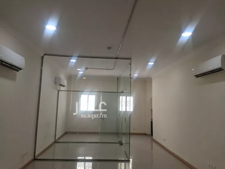 مكتب تجاري للإيجار في شارع المتنبي, حي الملز, مدينة الرياض, منطقة الرياض صورة 3