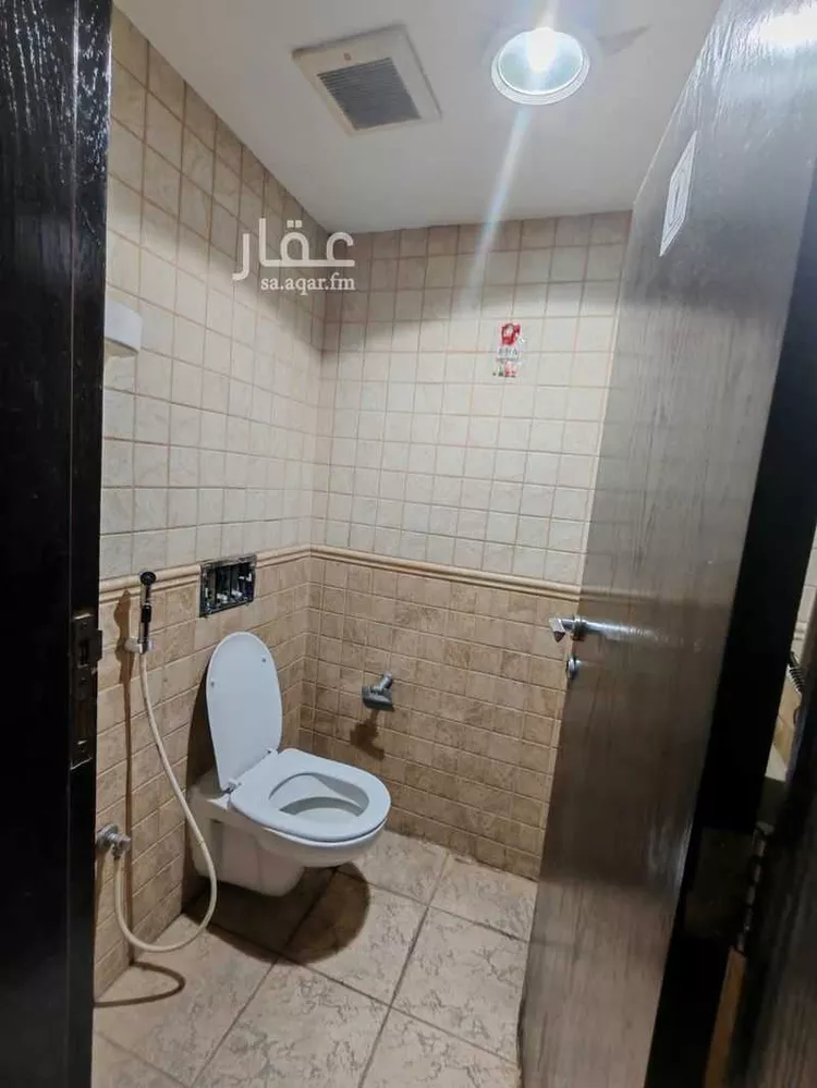 مكتب تجاري للإيجار في شارع صلاح الدين الايوبي, حي الملز, مدينة الرياض, منطقة الرياض صورة 3