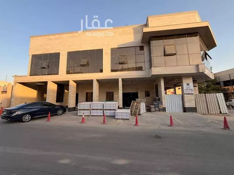 Commercial Office for Rent in Riyadh Al Malaz صورة 2