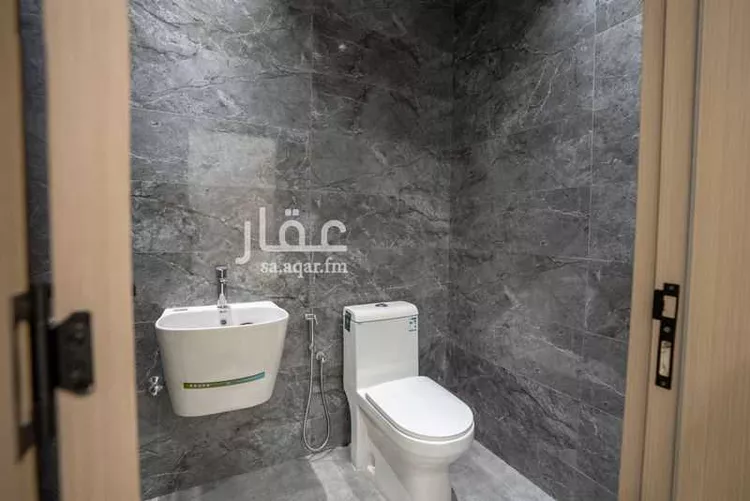 Commercial Office for Rent in Riyadh Al Malaz 9