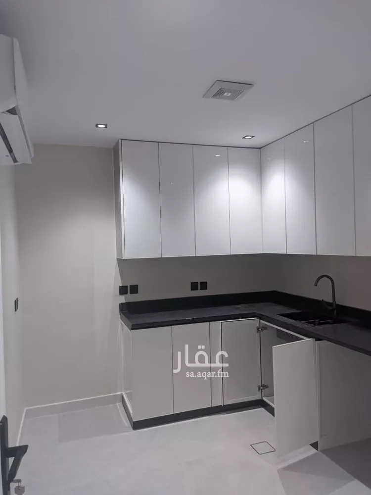 شقة للإيجار في شارع الفاسي, حي الضباط, مدينة الرياض, منطقة الرياض صورة 3