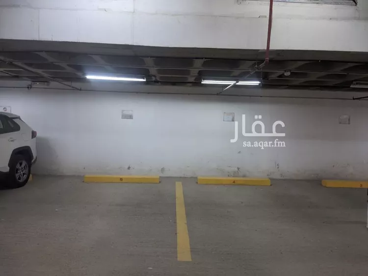 مكتب تجاري للإيجار في شارع الجامعة, حي الملز, مدينة الرياض, منطقة الرياض صورة 3