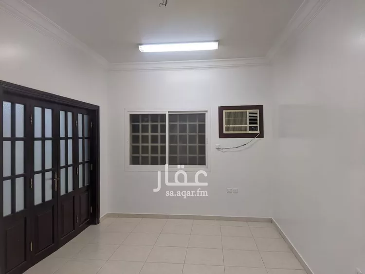 شقة للإيجار في شارع زيد بن ثابت, حي الملز, مدينة الرياض, منطقة الرياض