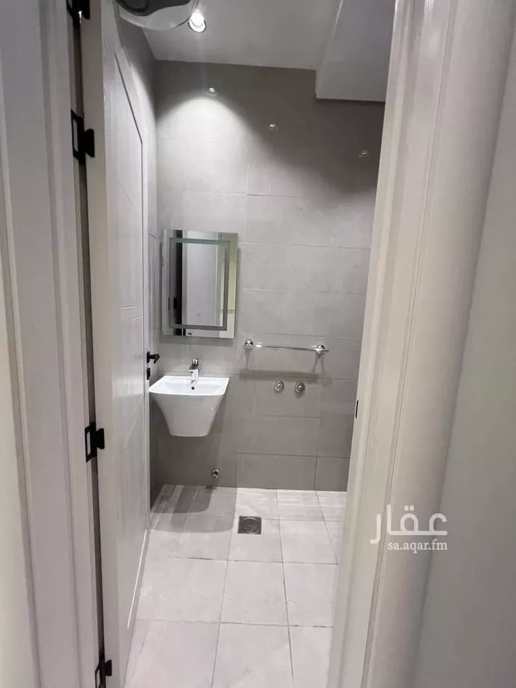 شقة للإيجار في شارع وادي هجر, حي الملقا, مدينة الرياض, منطقة الرياض صورة 3