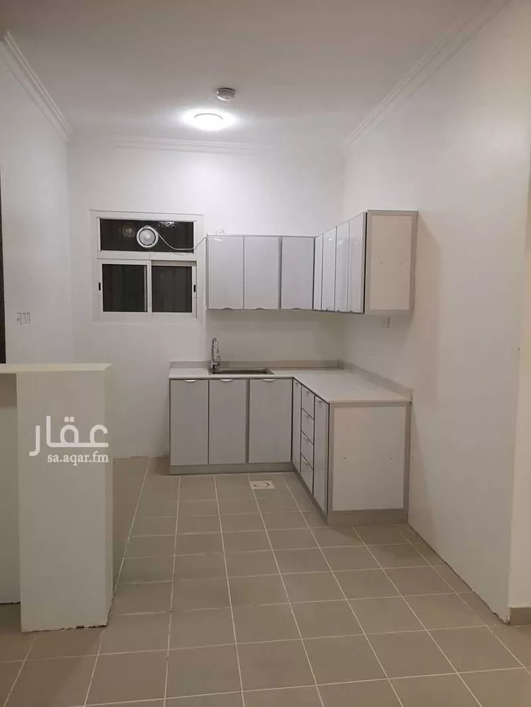 مكتب تجاري للإيجار في شارع الشيخ سلمان بن حمد آل خليفة, حي الملز, مدينة الرياض, منطقة الرياض صورة 4