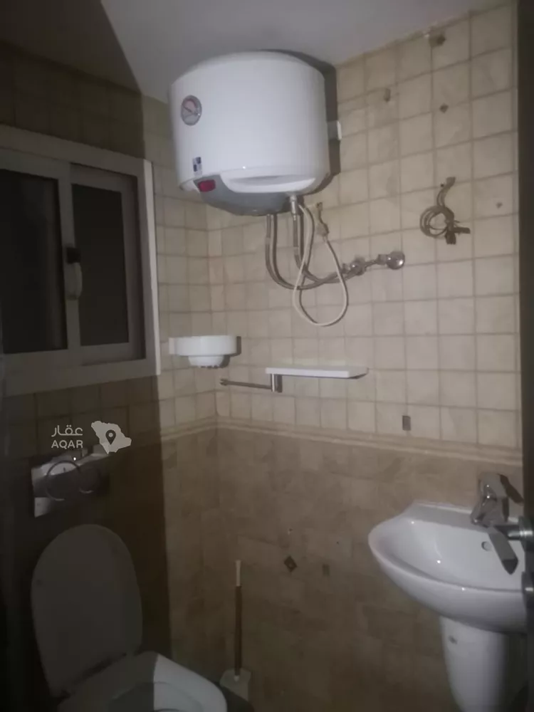 Commercial Office for Rent in Riyadh Al Malaz صورة 5