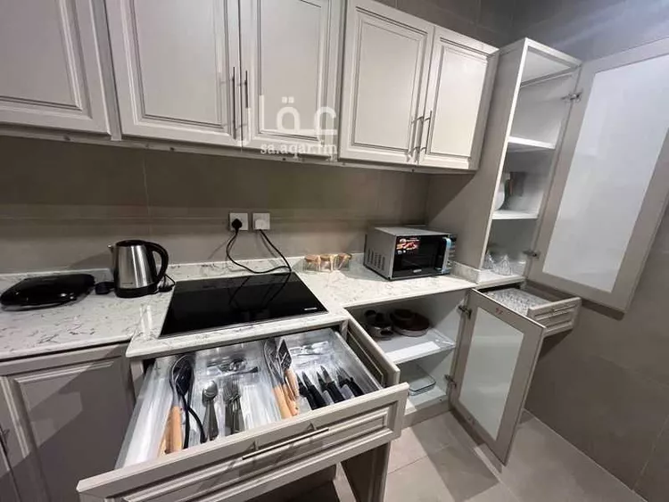 شقة للإيجار في شارع الثمام ، حي الملقا ، الرياض ، منطقة الرياض صورة 5