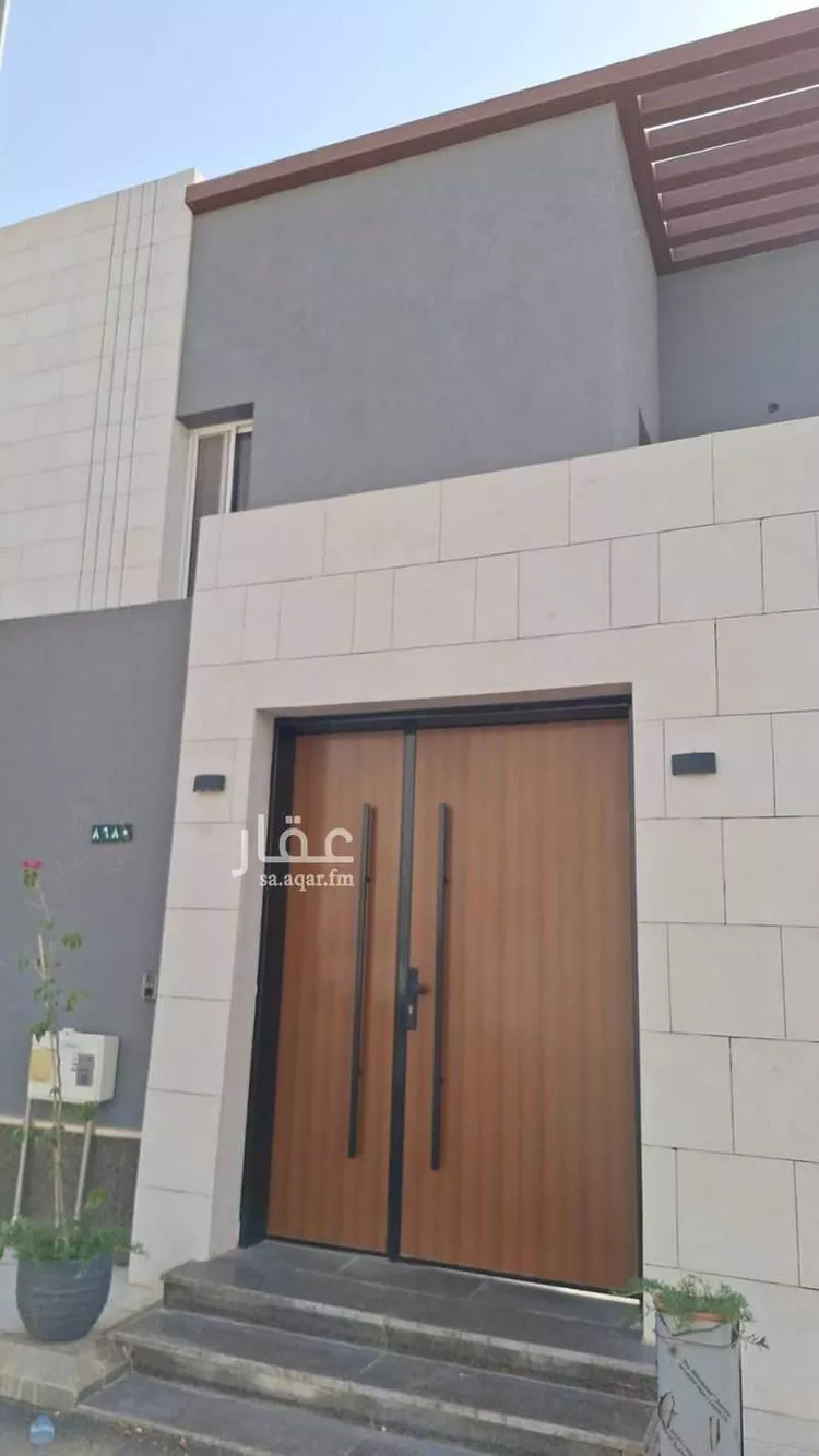 فيلا للبيع في شارع الجهم ابن مالك, حي النهضة, مدينة بريدة, منطقة القصيم