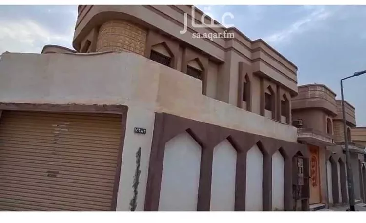 فيلا للبيع في شارع ابن دقماق, حي الدار البيضاء, مدينة الرياض, منطقة الرياض صورة 2