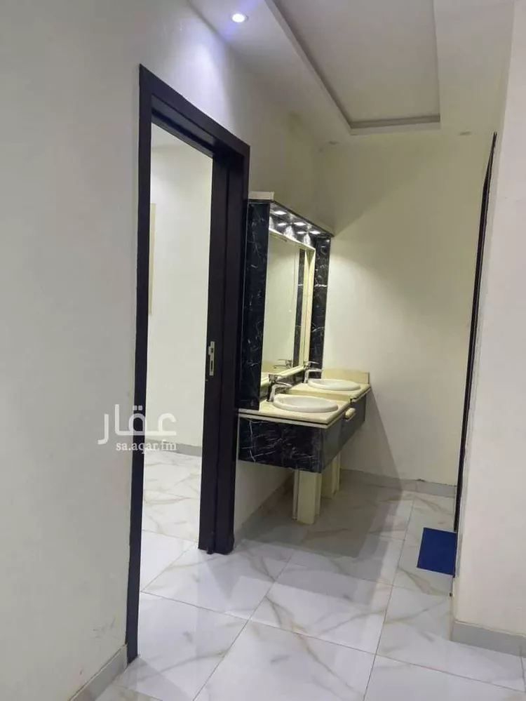 فيلا للإيجار في شارع عمر بن شعيب, حي طويق, مدينة الرياض, منطقة الرياض صورة 4
