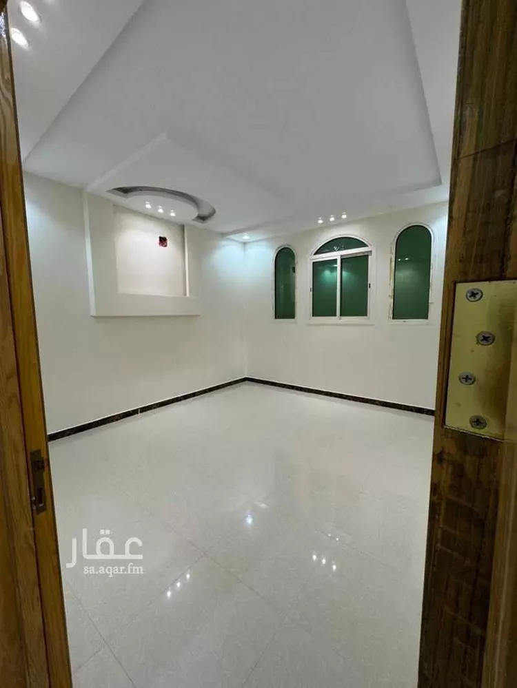 فيلا للإيجار في شارع عبدالملك بن داود, حي طويق, مدينة الرياض, منطقة الرياض صورة 5