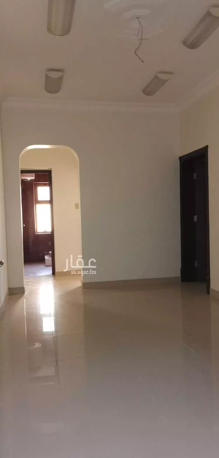 مكتب تجاري للإيجار في شارع عثمان بن عفان, حي النزهة, مدينة الدمام, المنطقة الشرقية