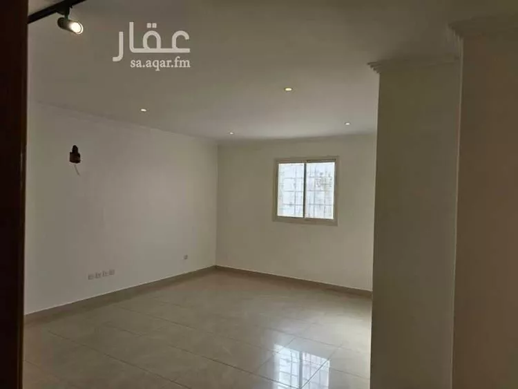 فيلا للبيع في شارع محمد بن البروجوري, حي شبرا, مدينة الرياض, منطقة الرياض صورة 4