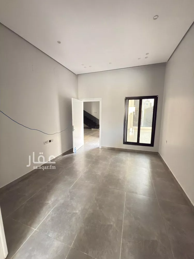 فيلا للبيع في شارع ابن الصاحب, حي الورود, مدينة الخرج, منطقة الرياض صورة 3