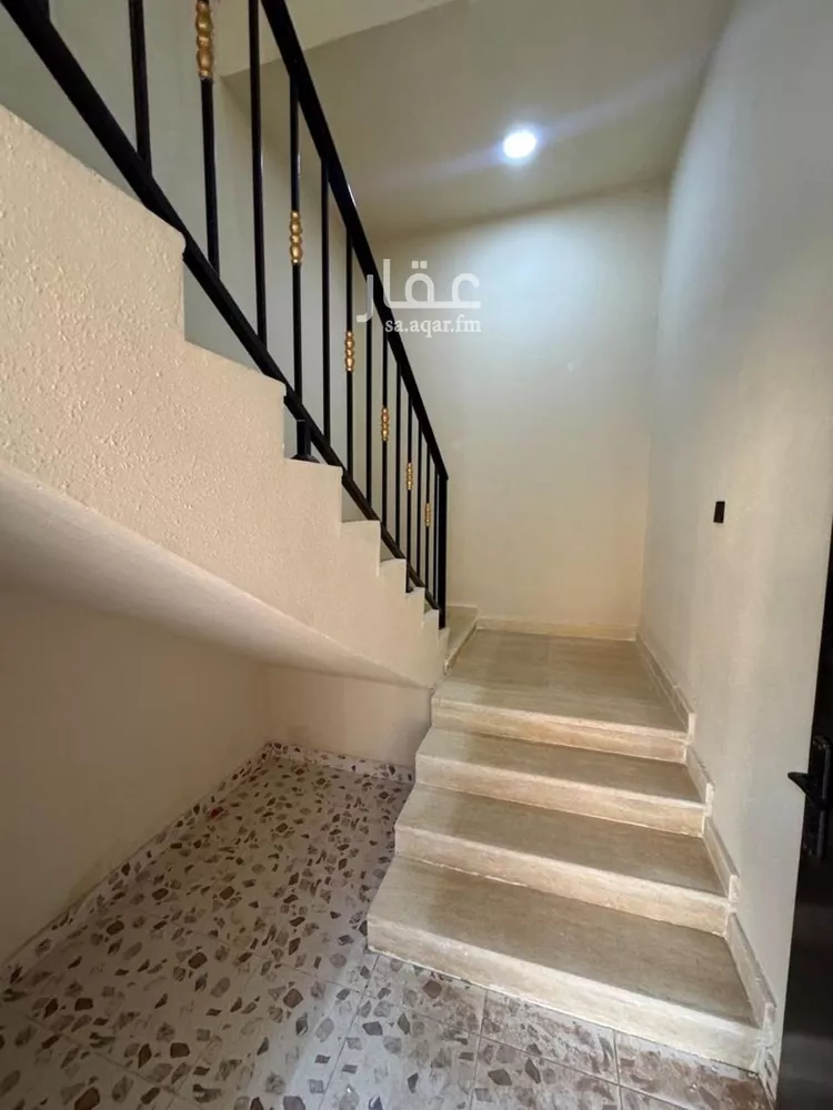 دور للبيع في شارع الطاهر, حي أحد, مدينة الرياض, منطقة الرياض صورة 3