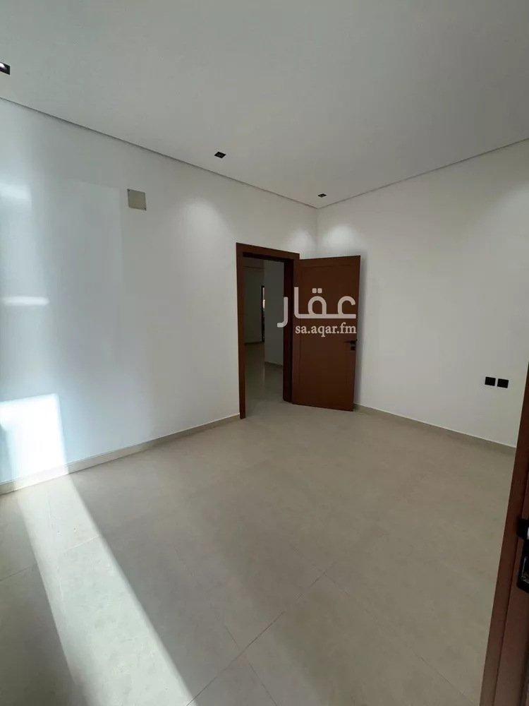 دور للبيع في شارع المجاز, حي الحزم, مدينة الرياض, منطقة الرياض صورة 4