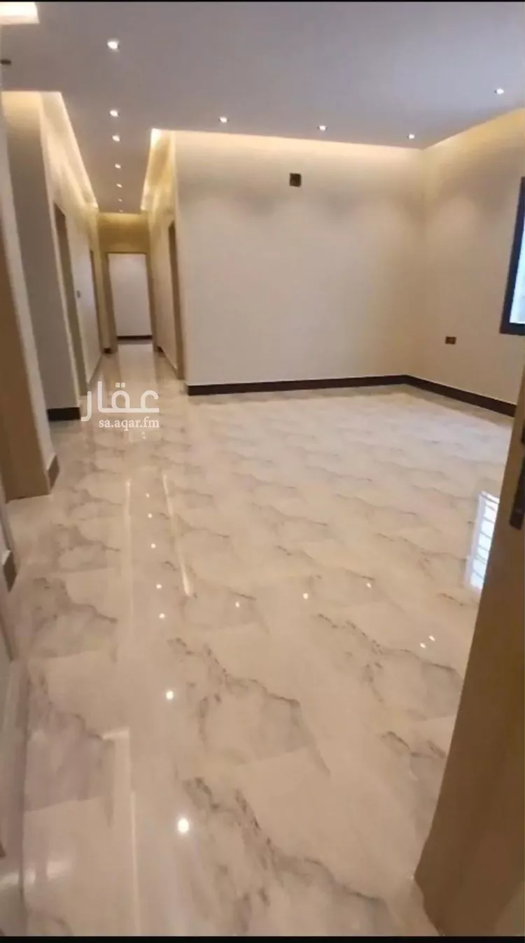 دور للبيع في شارع ابي المكارم بن مفرج, حي عكاظ, مدينة الرياض, منطقة الرياض صورة 2
