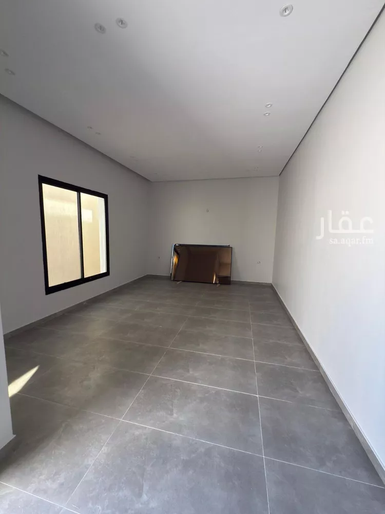 فيلا للبيع في شارع ابن الصاحب, حي الورود, مدينة الخرج, منطقة الرياض صورة 4