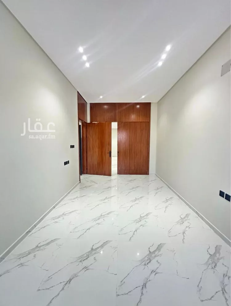 Floor for Sale in Riyadh Al Hazm صورة 4