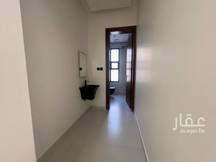 شقة للبيع في شارع أحمد بن علي بن خاتمة, حي بدر, مدينة الرياض, منطقة الرياض صورة 3