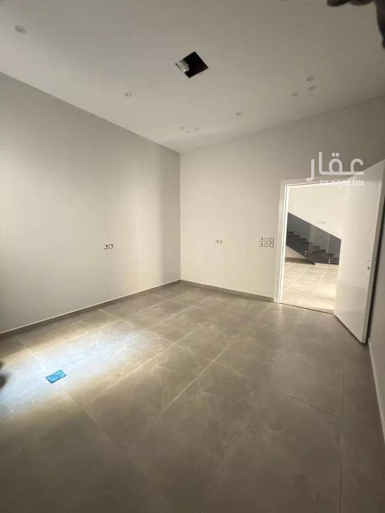 فيلا للبيع في شارع ابن الصاحب, حي الورود, مدينة الخرج, منطقة الرياض صورة 5