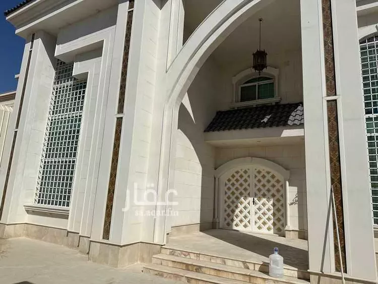 فيلا للبيع في شارع البداري, حي إشبيلية, مدينة الرياض, منطقة الرياض صورة 3