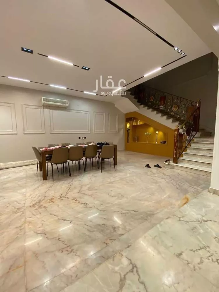 فيلا للبيع في شارع أحمد بن قاسم, حي إشبيلية, مدينة الرياض, منطقة الرياض 12