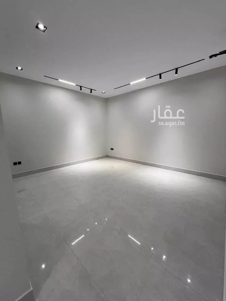 دور للبيع في شارع الراية, حي الندوة, مدينة الرياض, منطقة الرياض صورة 5