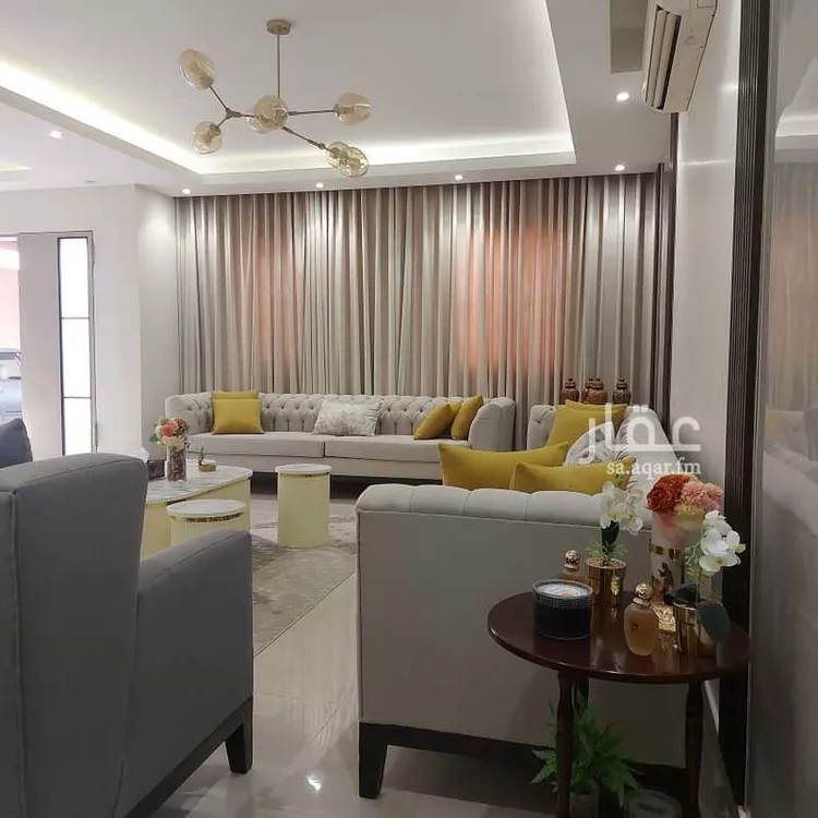 فيلا للبيع في شارع القطبيات, حي إشبيلية, مدينة الرياض, منطقة الرياض صورة 3