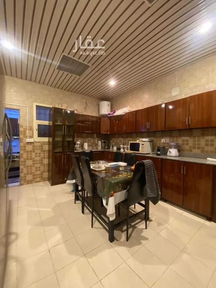 فيلا للبيع في شارع الرصافة, حي إشبيلية, مدينة الرياض, منطقة الرياض 11