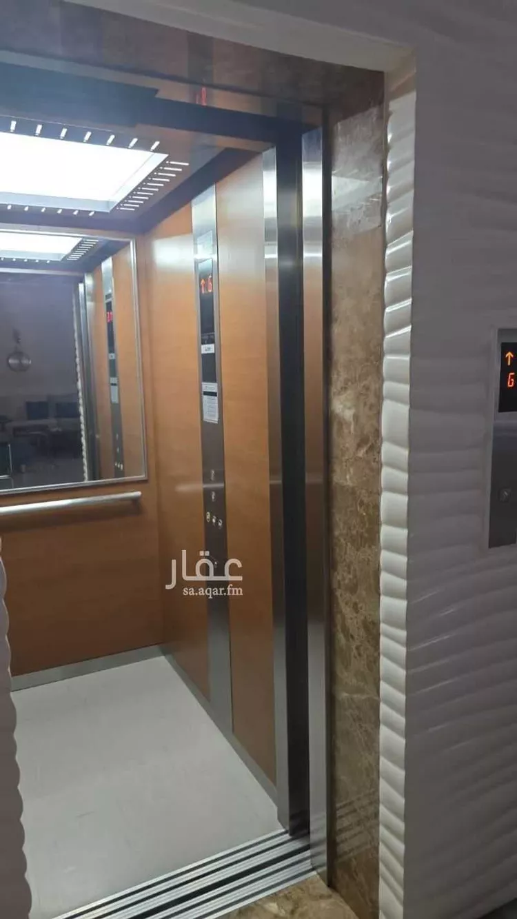 فيلا للبيع في شارع الربيع, حي الحمراء, مدينة الرياض, منطقة الرياض 8