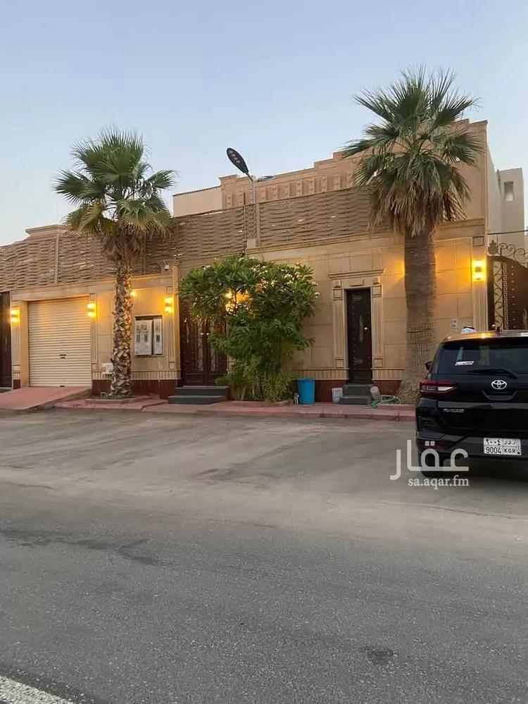 فيلا للبيع في شارع محمد بن عمر الفاخري, حي إشبيلية, مدينة الرياض, منطقة الرياض صورة 2