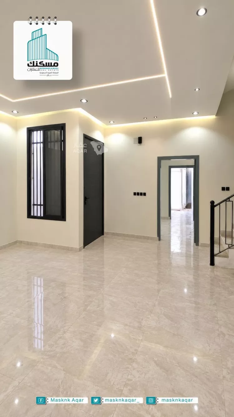 فيلا للبيع في شارع حصن الحلة, حي المجد, مدينة حائل, منطقة حائل