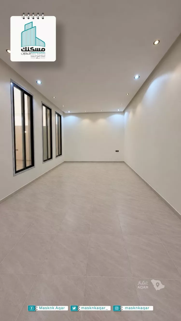 دور للبيع في شارع قطبة بن عامر, حي المدائن, مدينة حائل, منطقة حائل 3