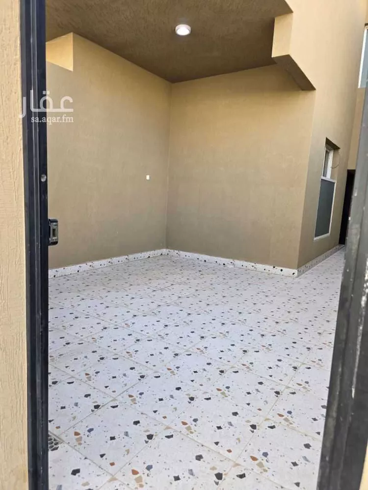 دور للإيجار في شارع أحمد بن الشهيد, حي الملز, مدينة الرياض, منطقة الرياض صورة 2
